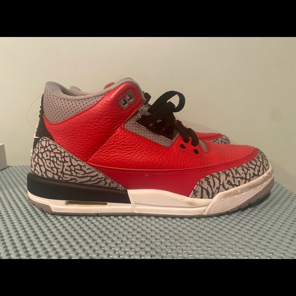 Legit Retro 3 Fire Red